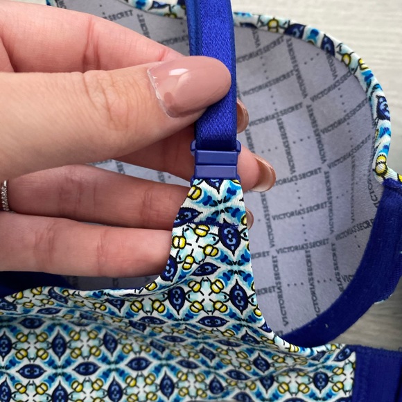 Victoria’s Secret Perfect Shape Bra - Picture 6 of 8